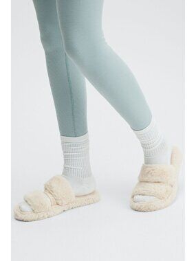 Fabletics Faux Fur Slide Sandals  Size 9 Cream Plush House Slippers